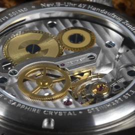 Nav B-Uhr 47 Titan A-Type Central Second